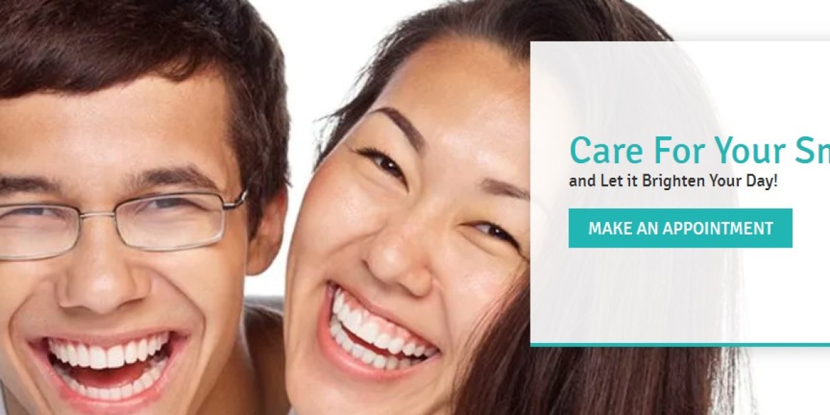 Teeth bleaching in Toronto