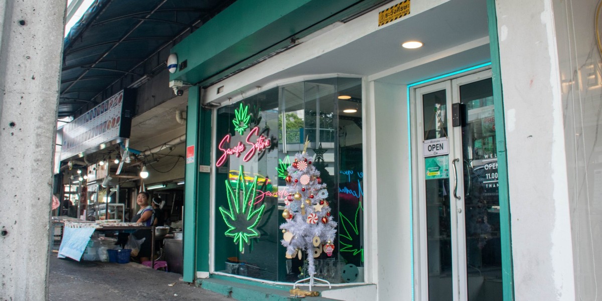 How to Enjoy Bangkok Weed Safely and Responsibly