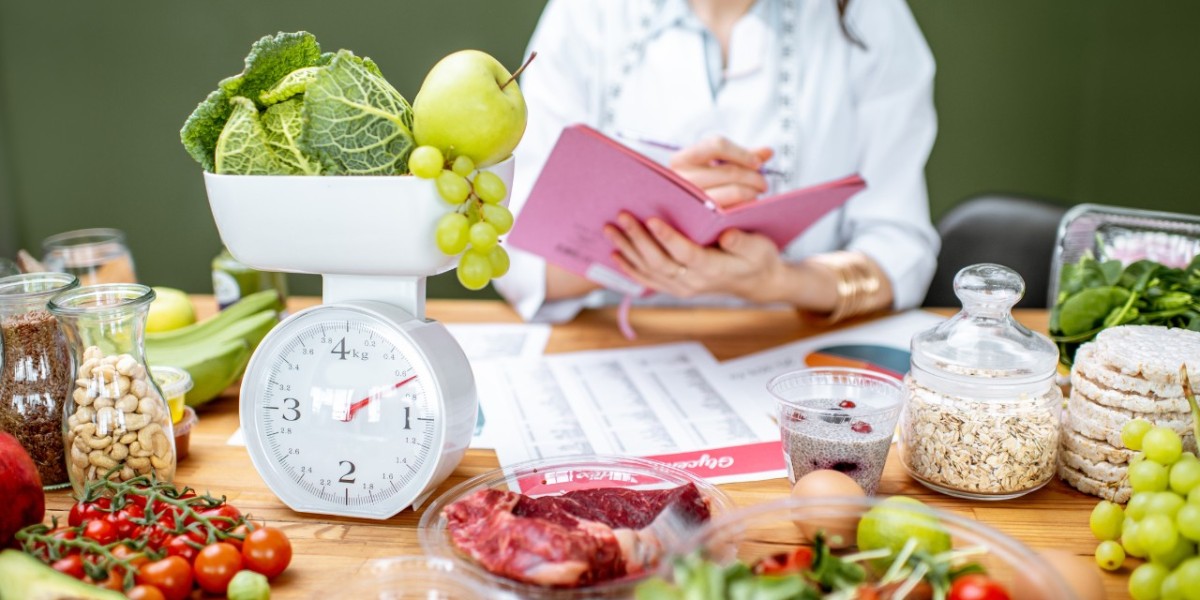 Nutritionist & Dietitian Tips for Plant-Based Protein Balance