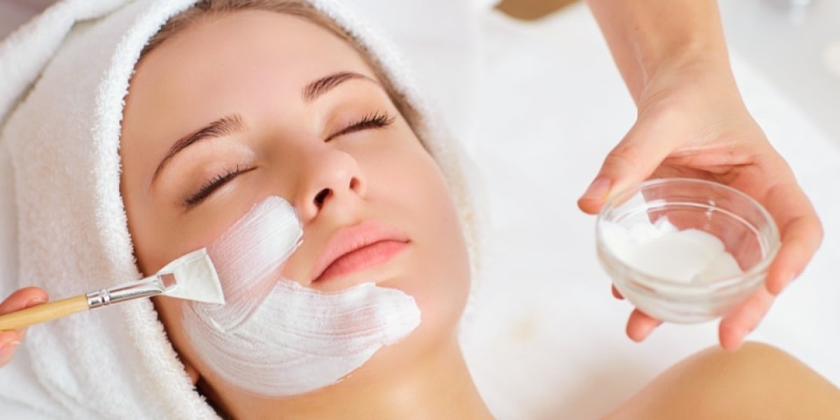 Can Facials Lighten Dark Spots on the Skin?
