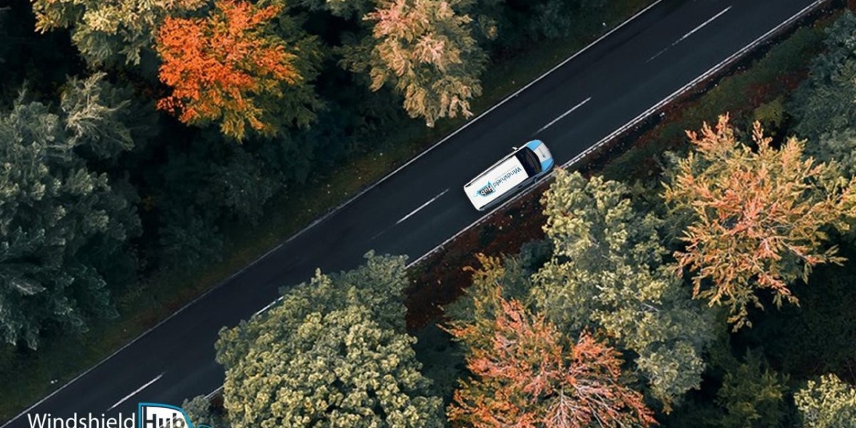 Stay Safe on the Road with WindshieldHUB Cleveland Auto Glass Services