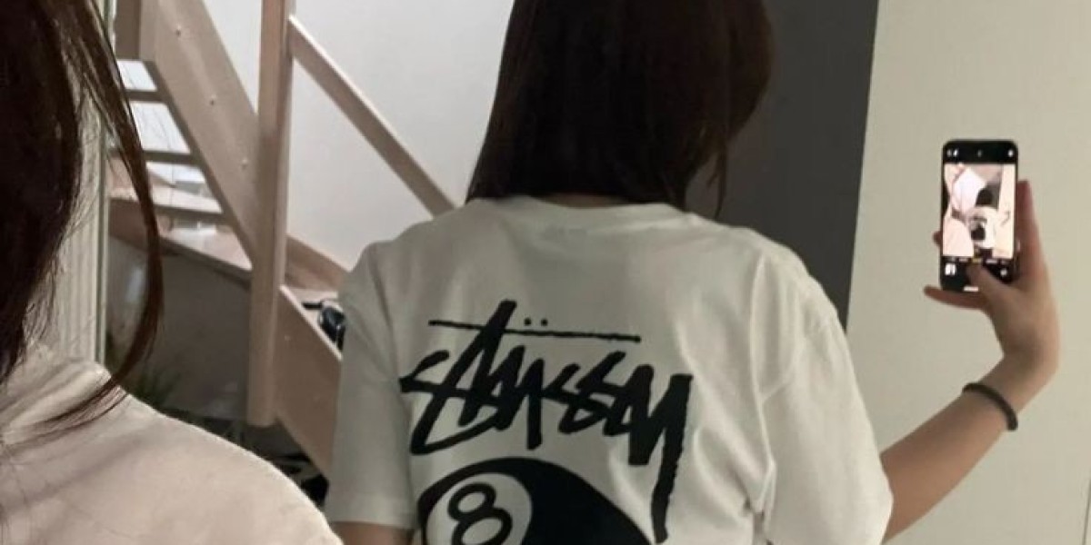 Stüssy Hoodies and Shirts: The Streetwear Legacy That Still Defines Fashion