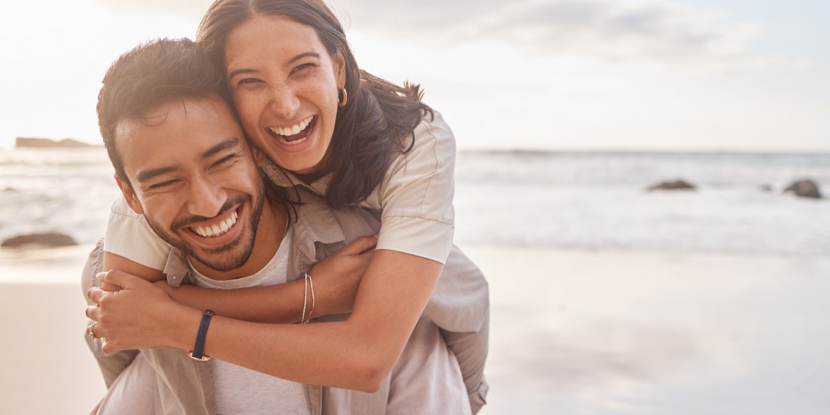Finding Love Again: How Relationship Coaching Helps Midlife Singles Rebuild Trust