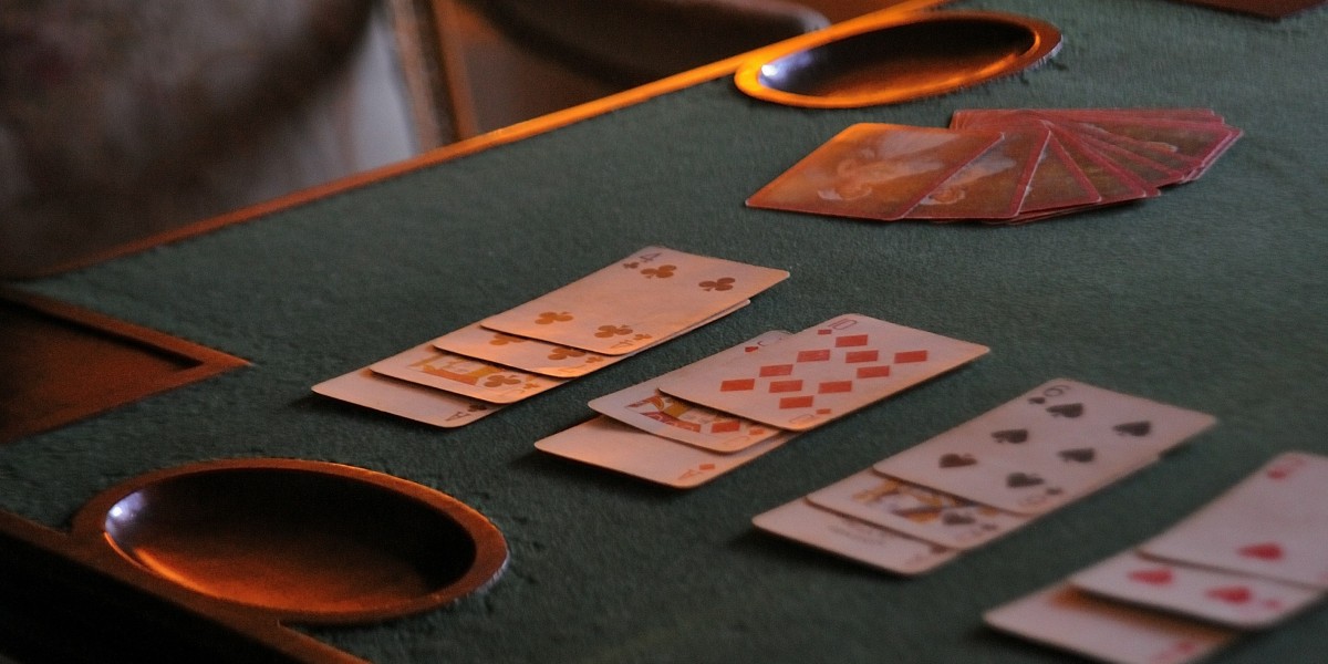 The Evolution of Online Casino Bonuses: Strategies for Maximizing Player Value in 2025