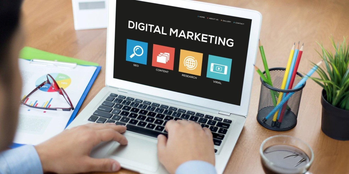 Top Benefits of Hiring a Digital Marketing Consultant for Small Business Growth