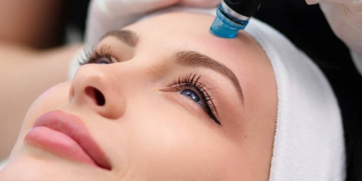 HydraFacial Treatment in Dubai: Customized Skin Solutions