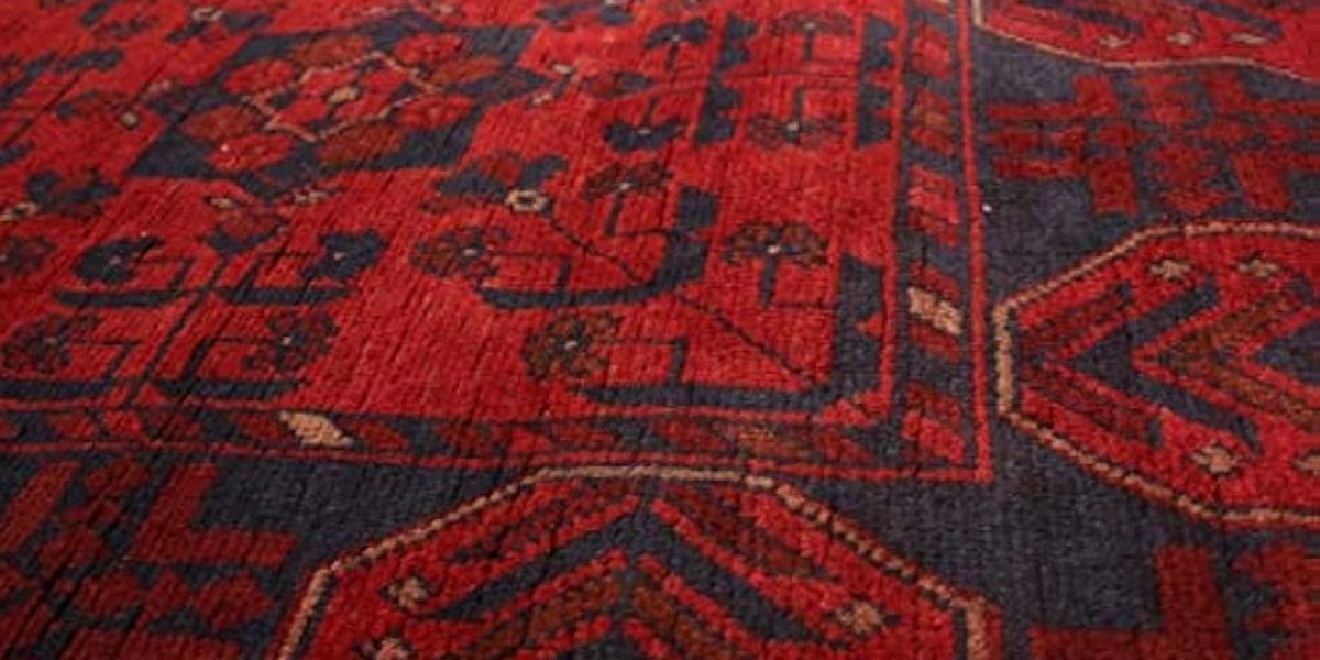 Bring Elegance to UK Homes with Premium Hand Knotted Rugs