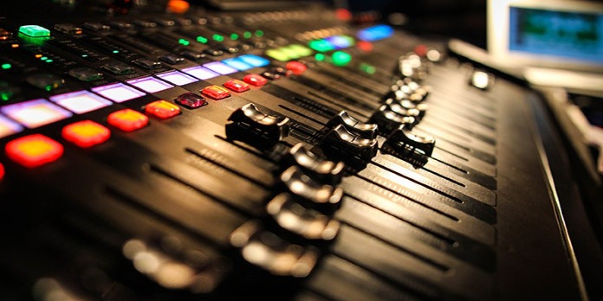 The Role of Rehearsal Studios in Shaping Musical Journeys