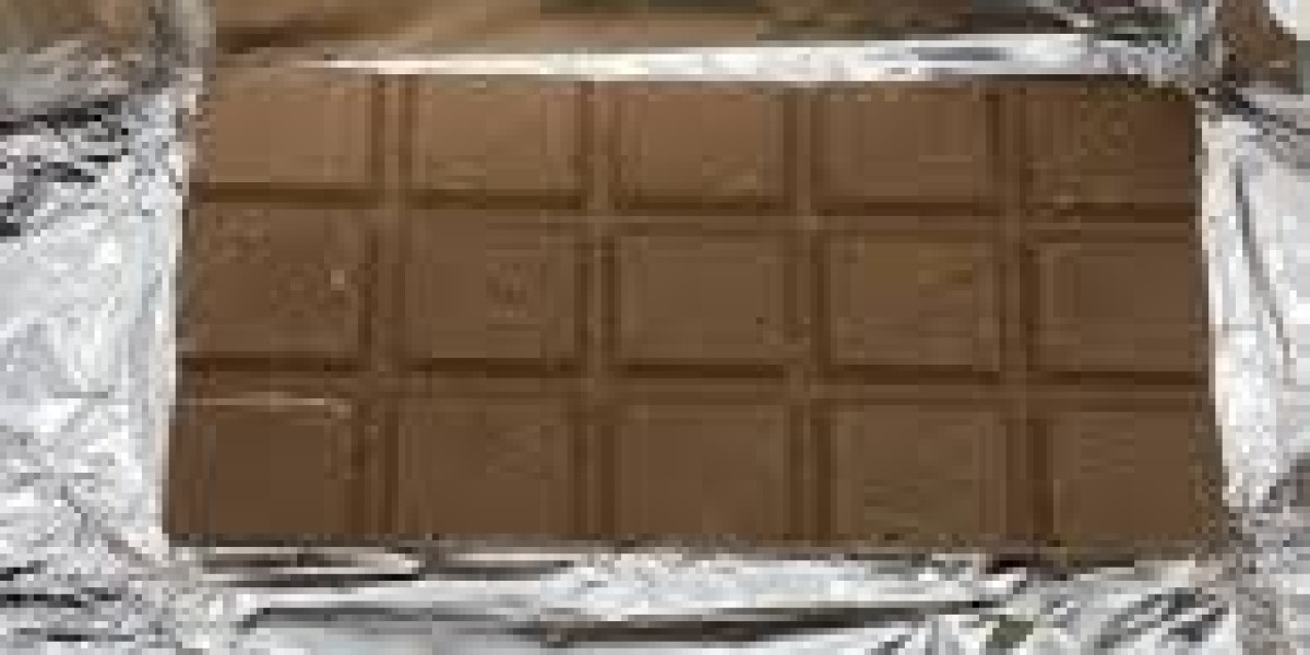 The Ultimate Guide to Moon Chocolate Bars: Flavor, Experience, and Wellness