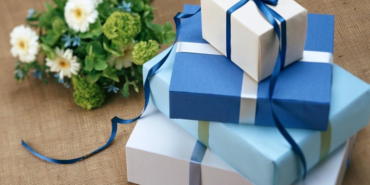 How to Send Christmas Gifts to USA Online