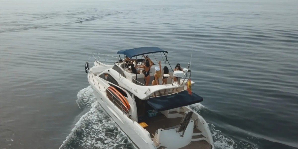 Best Boat Party in Marbella – Experience Luxury with Level One Club