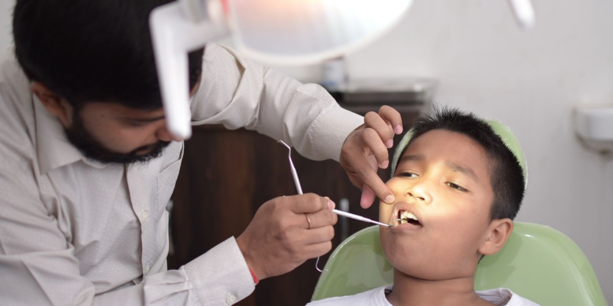 How to Brush and Floss Properly for Lasting Oral Health