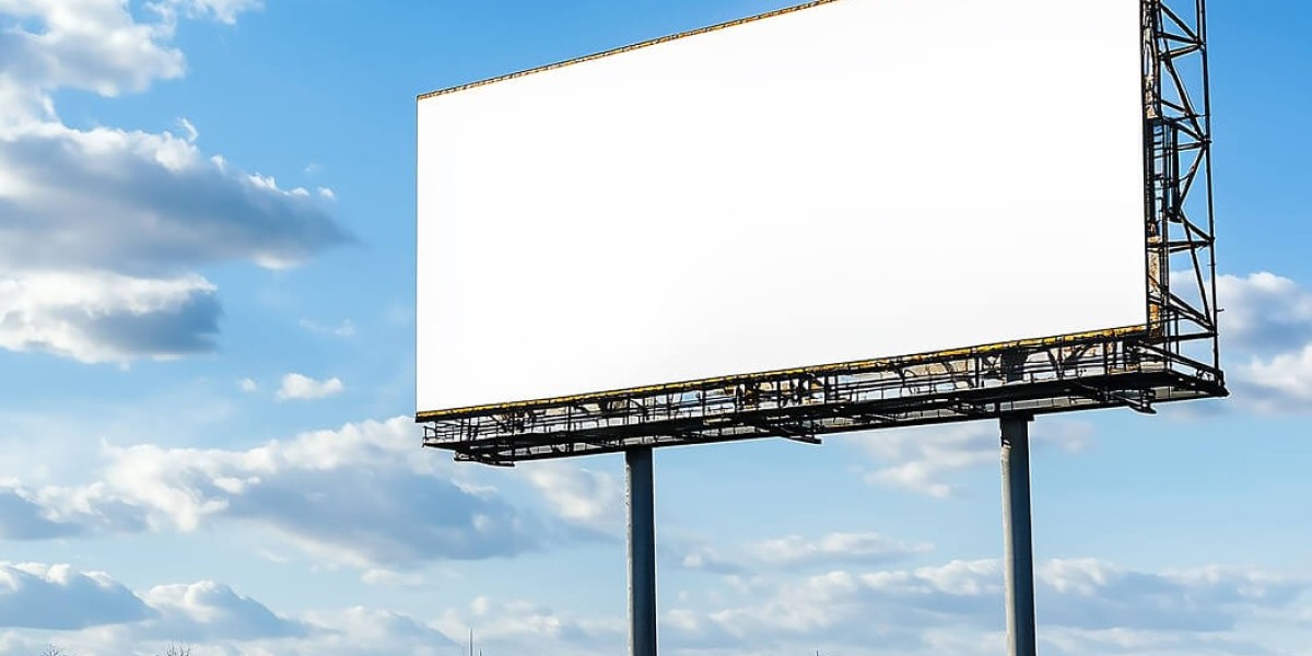 Transforming Automotive Sales: The Power of WhatsApp Marketing for Car Dealers