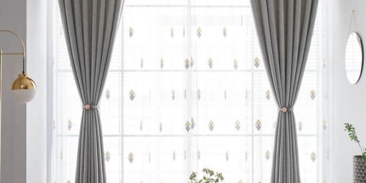 How Linen Curtains in Dubai Improve Privacy: A Personal Journey