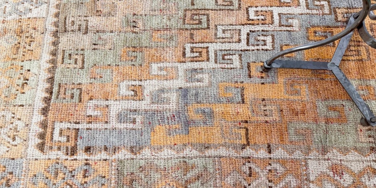 Why Mehraban’s Oushak Rugs Are the Perfect Blend of Tradition and Luxury