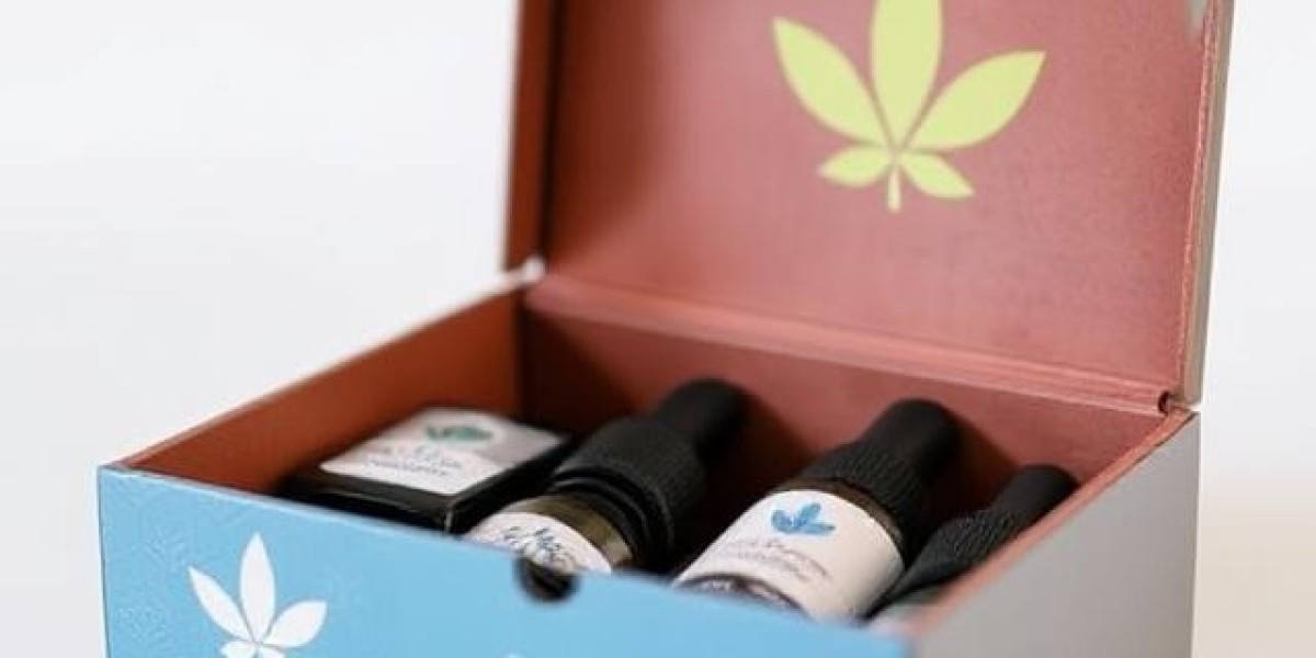 How Branded Shirt Boxes Boost Apparel Sales and the Unboxing Experience