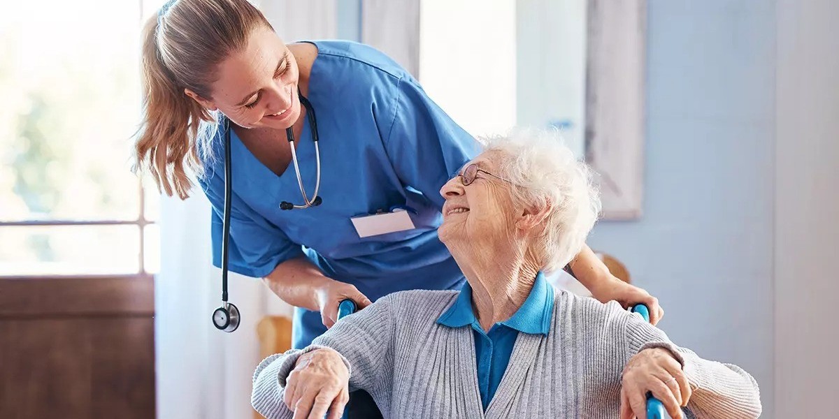 Is Home Nursing in Dubai the Right Choice for Seniors?