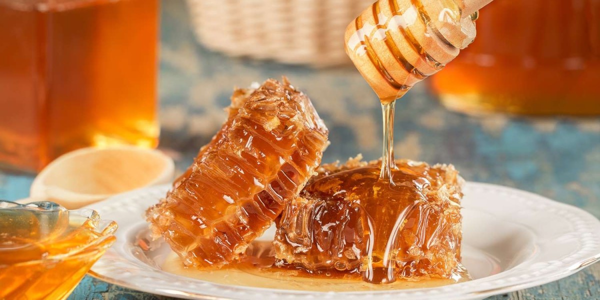 Pairing Raw Honey with Grass-Fed Beef: A Texas-Style Flavor Combo