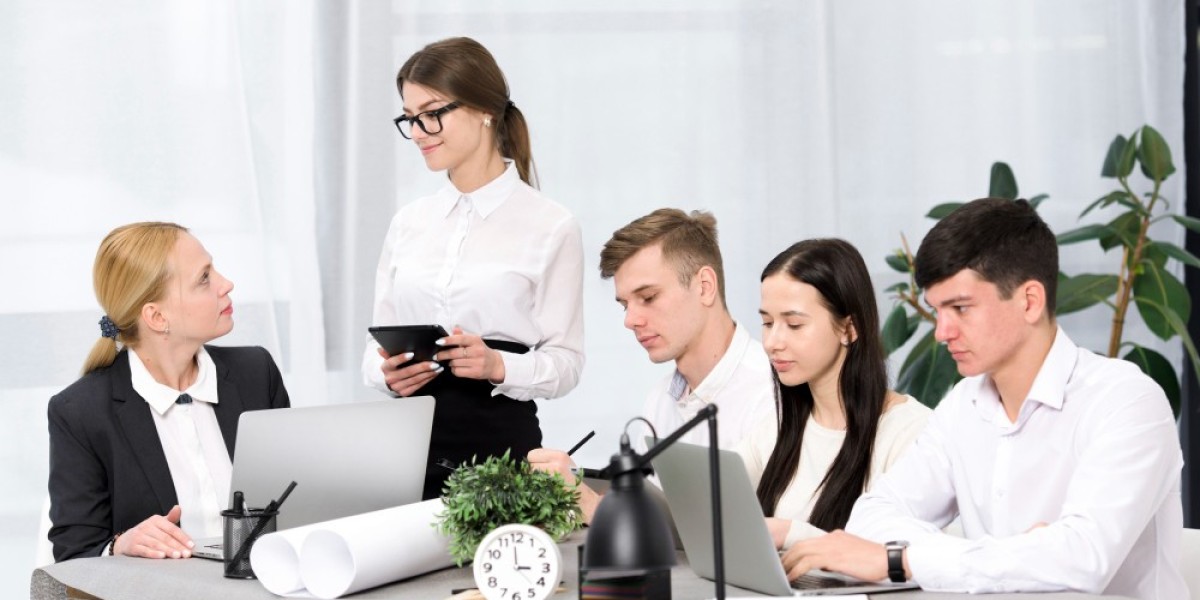 Top 7 Benefits of Outsourcing Payroll Services Every Company Should Know