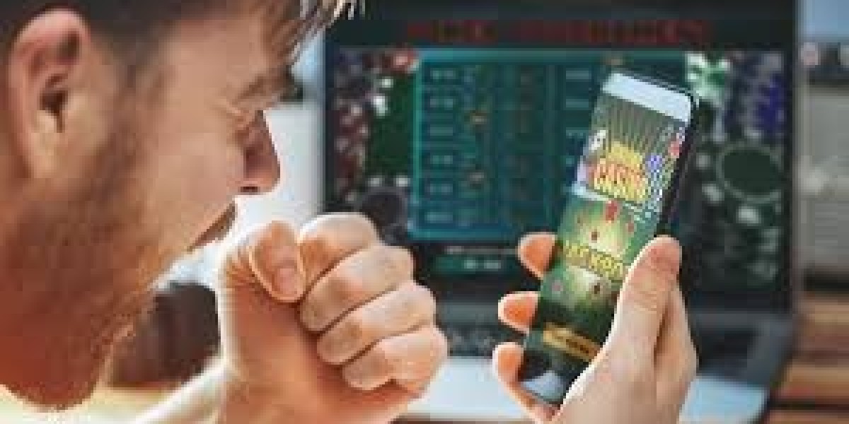 Understanding the Risks and Rewards of Non-GamStop Casinos in 2025