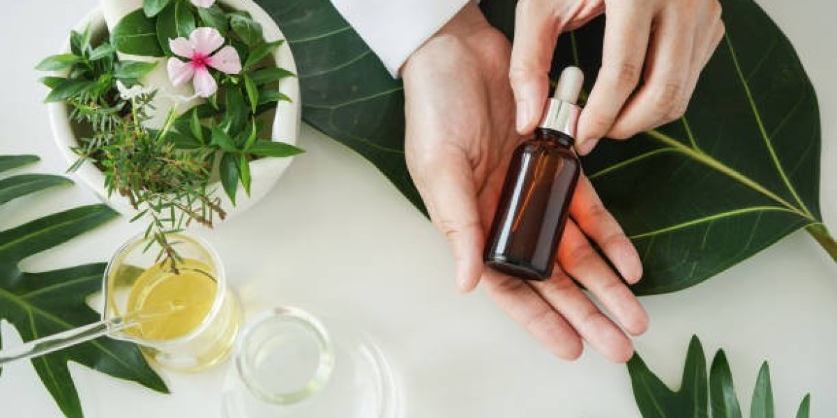 Simplify Your Skincare: The Perfect Routine with Organic Face Cream and Natural Face Wash