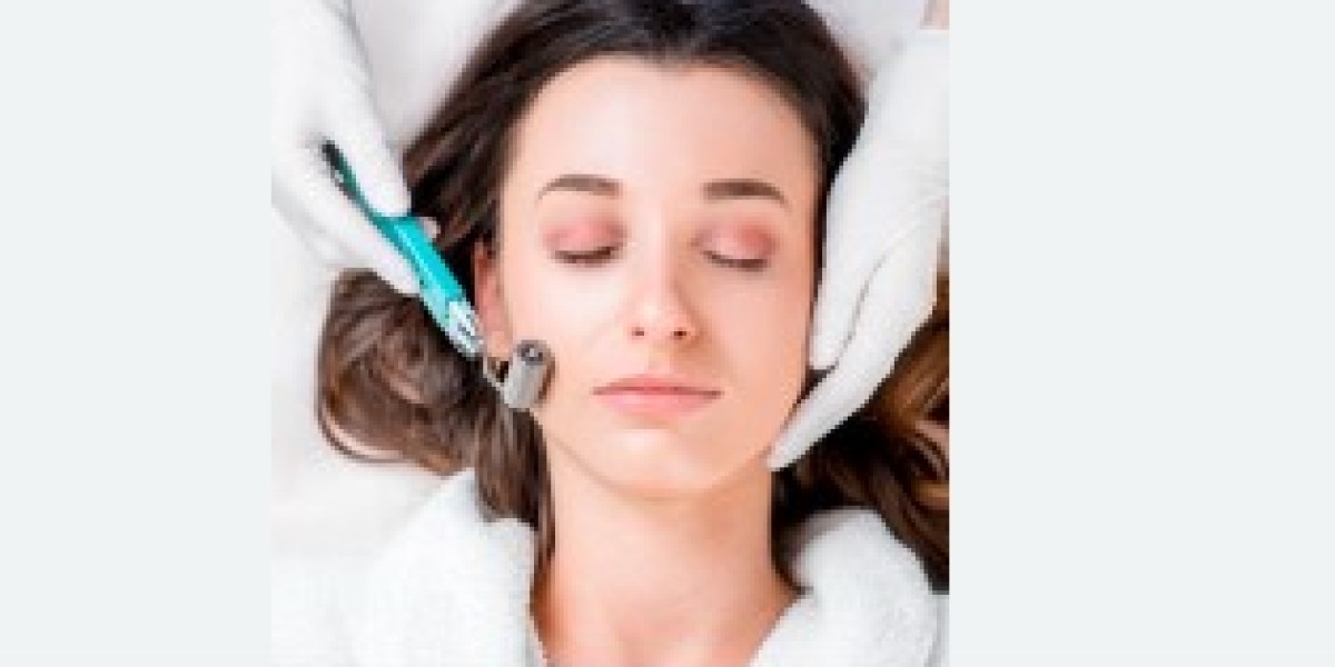 Microneedling vs. Laser: Which Skin Rejuvenation Treatment is Right for You in Islamabad?