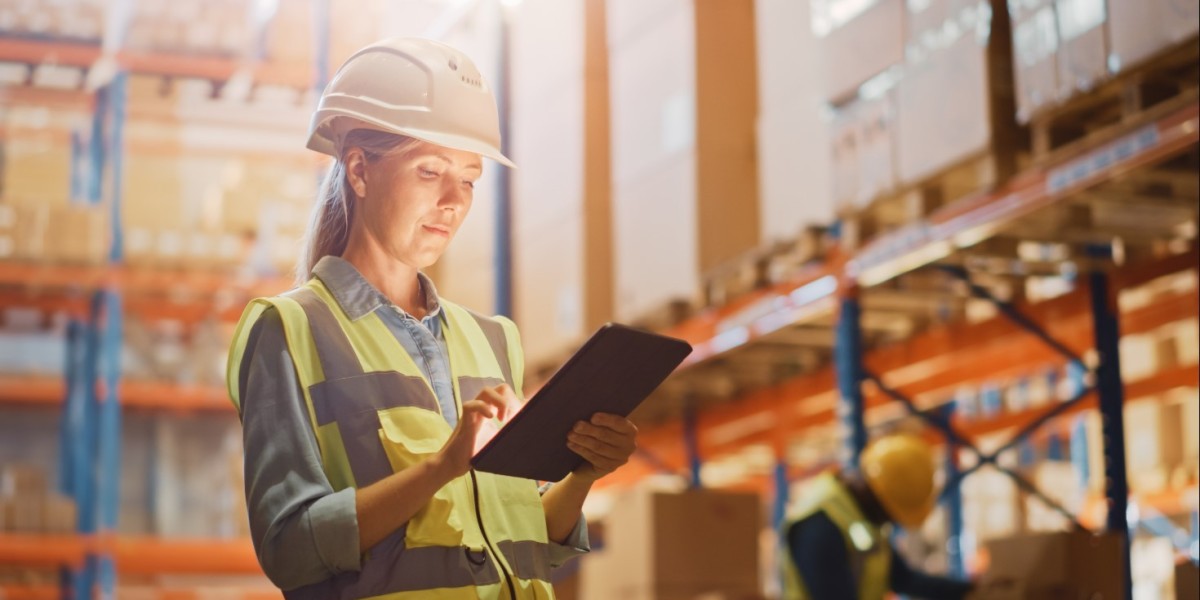 Connected Shipping: The Future of Smarter, Faster Logistics by RUCKUS Networks