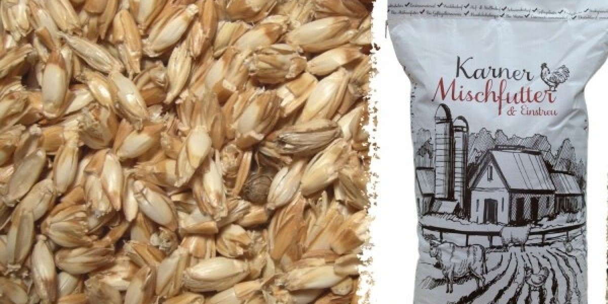 How to Adapt Poultry Feed Formulas by Season