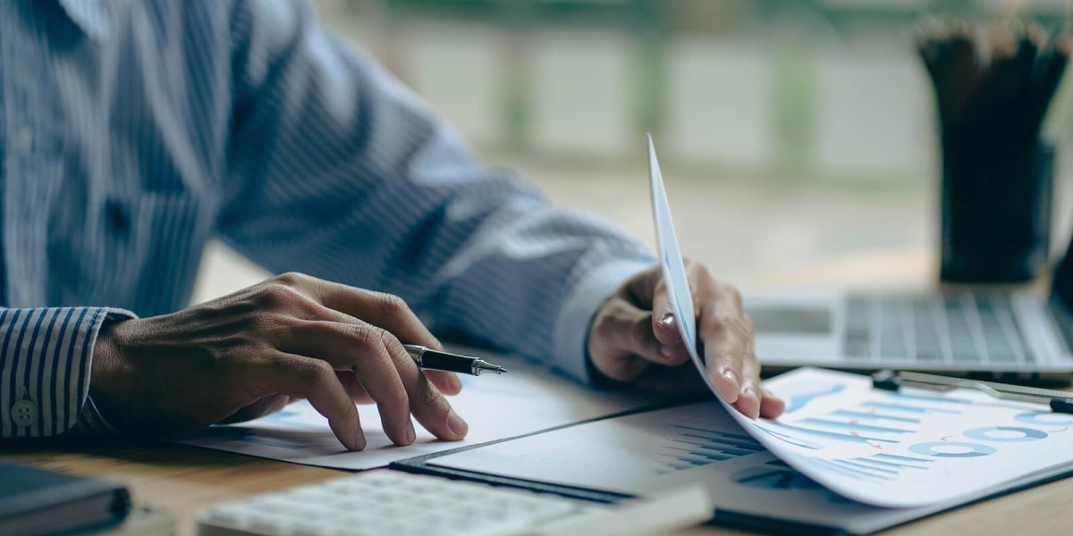 Why Choosing the Right Tax and Business Advisory Accountant Matters for Your Success
