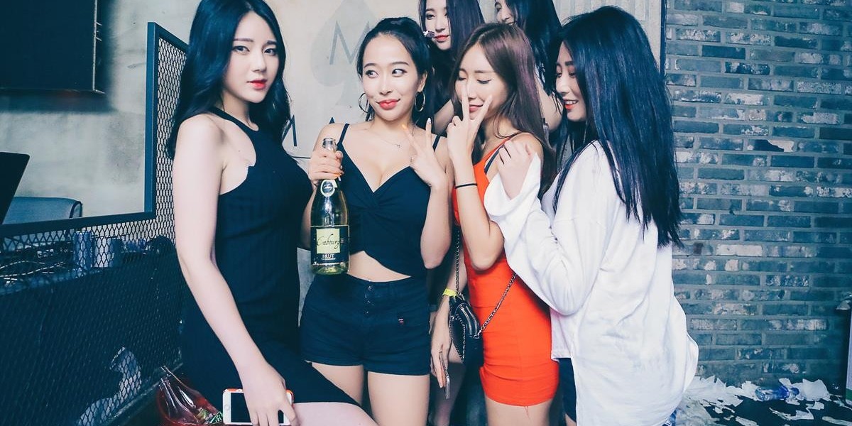 Bored at 2 AM? Here are Three Things You Can Do in Seoul Late at Night