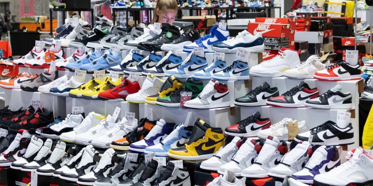 Top 20 Companies In The Sneakers Market: Market Statistics Report