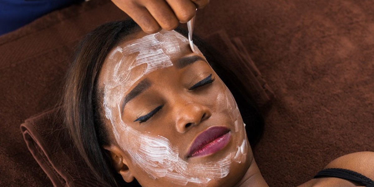 Are Glycolic Acid Peels Safe for Sensitive Skin?