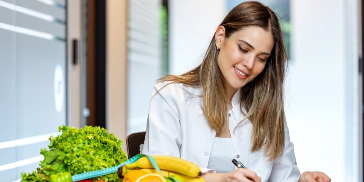 Does a Best Clinical Dietitian Personalize Nutrition?