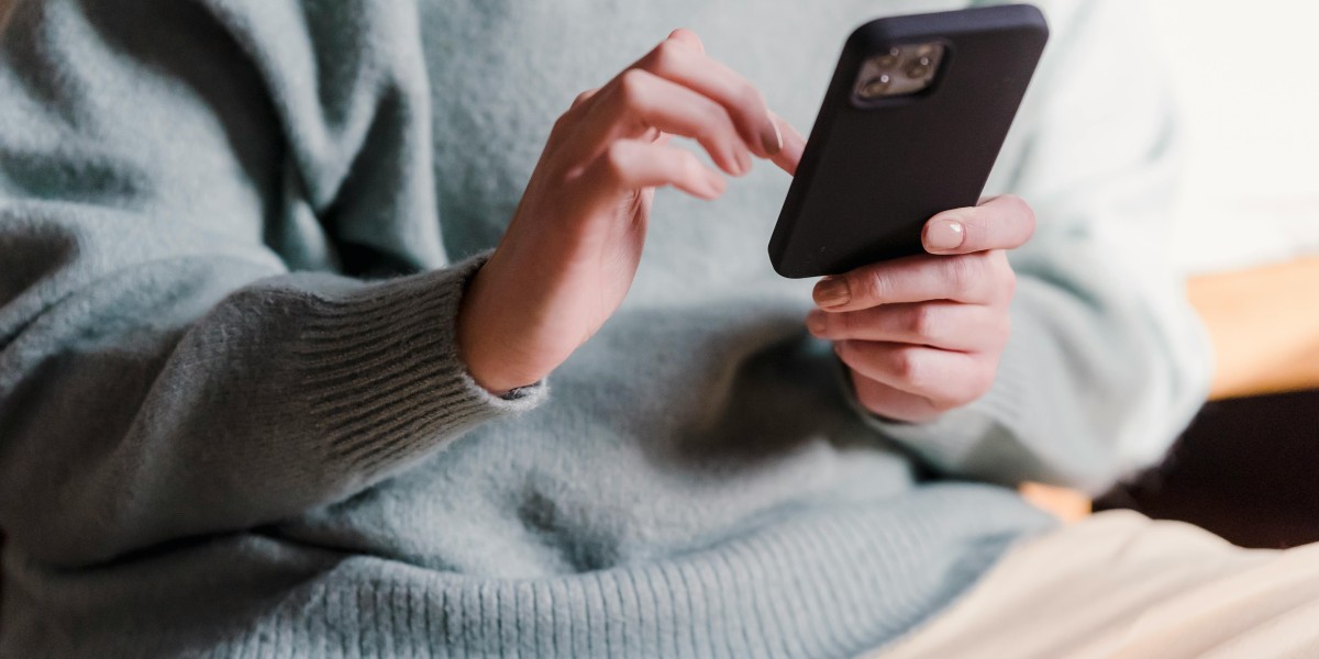 Cost Comparison: Bulk SMS Service Providers vs SMS API Solutions