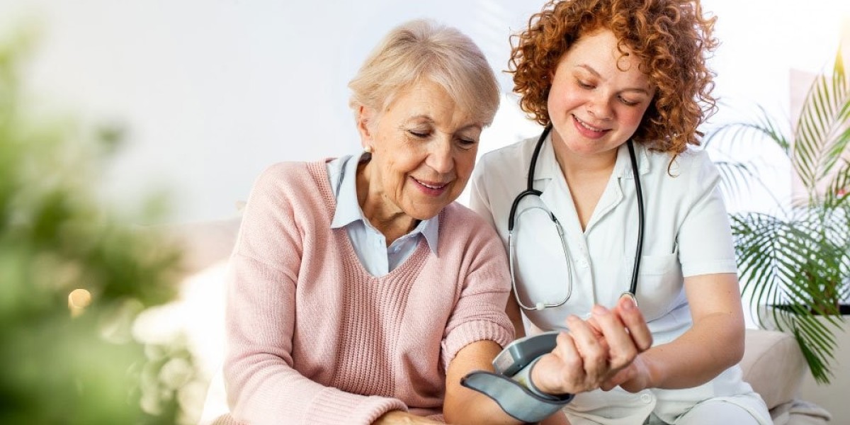 Doctor at home in Dubai Immediate Access to Skilled Medical Care