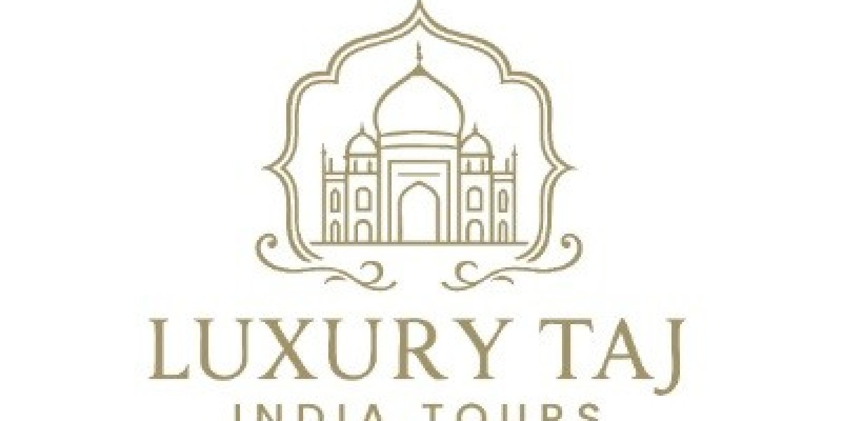 Discover India’s Royal Essence with Jaipur, Delhi, and Agra Heritage Tours