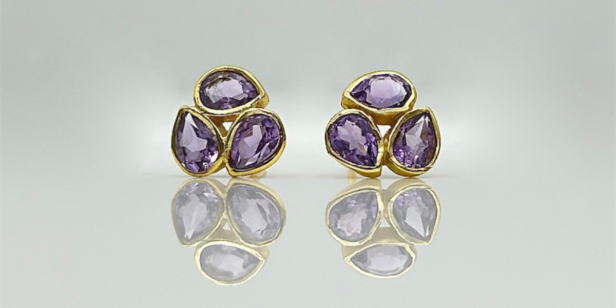 Discover Timeless Elegance at Jewellery Shops in High Wycombe