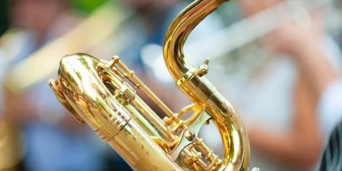 How to Play Baritone Saxophone for Beginners? A Full Guide
