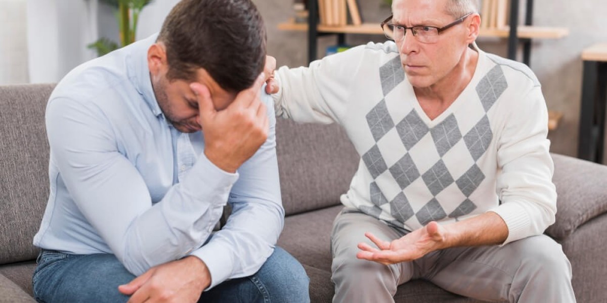 Coping with Hallucinations in Dementia Care at Home