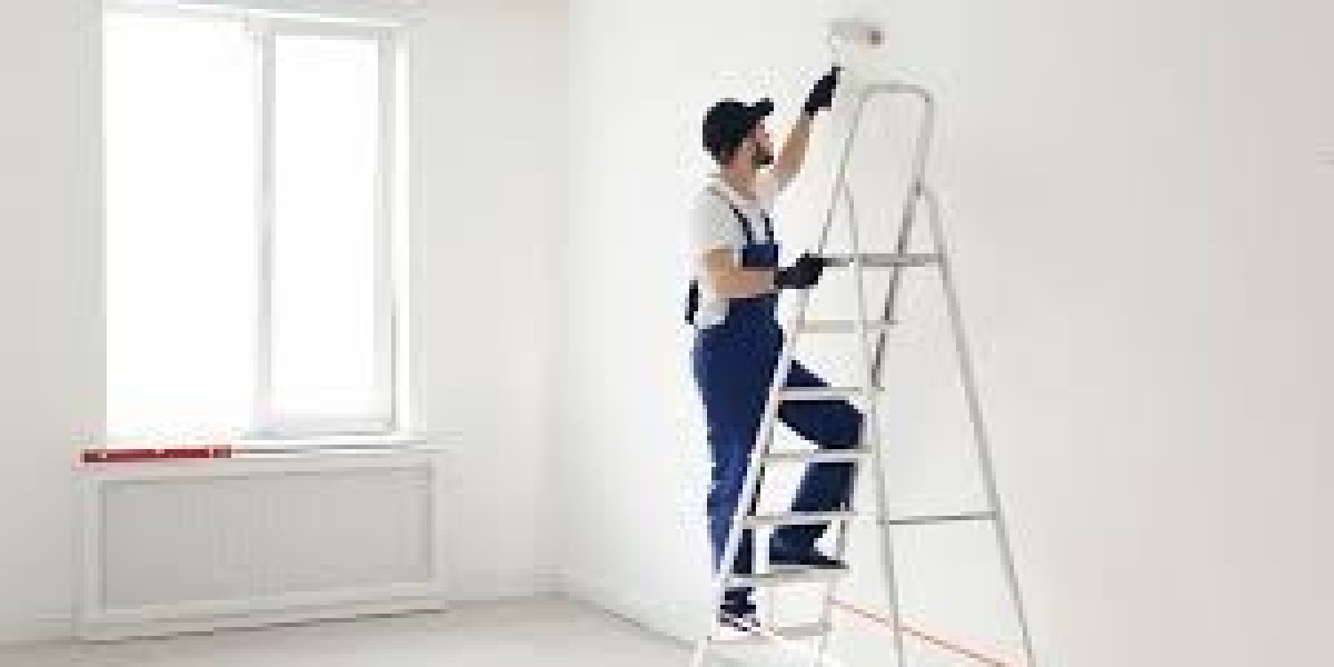 Using Online Quotes to Compare the Best Handyman Hourly Rate Near You