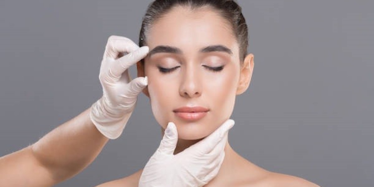 My Rhinoplasty Experience in Riyadh: Surgery Day Insights