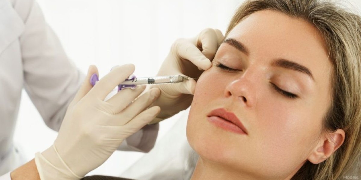 Dark Circles Treatment Options: Why Under Eye Filler is Trending in Dubai