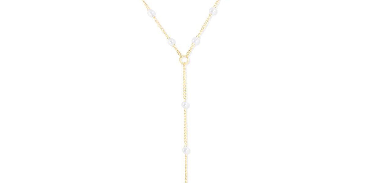 What Makes the Layered Pearl Necklace the Ultimate Statement Piece?