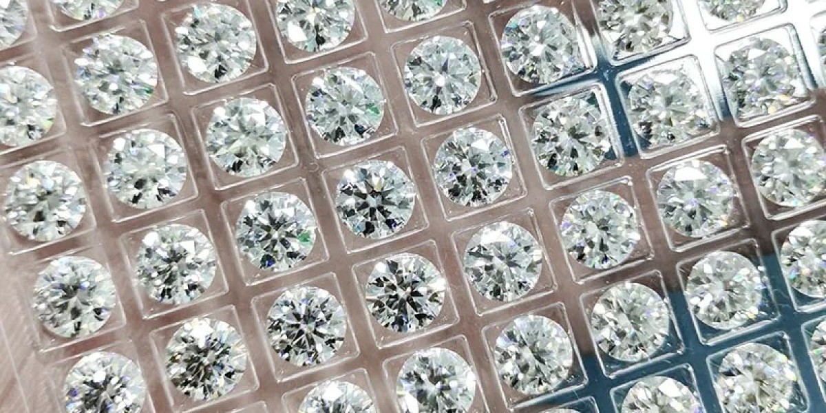 Provence Jewelry’s Bulk Moissanite: Perfect for Designers and Retailers
