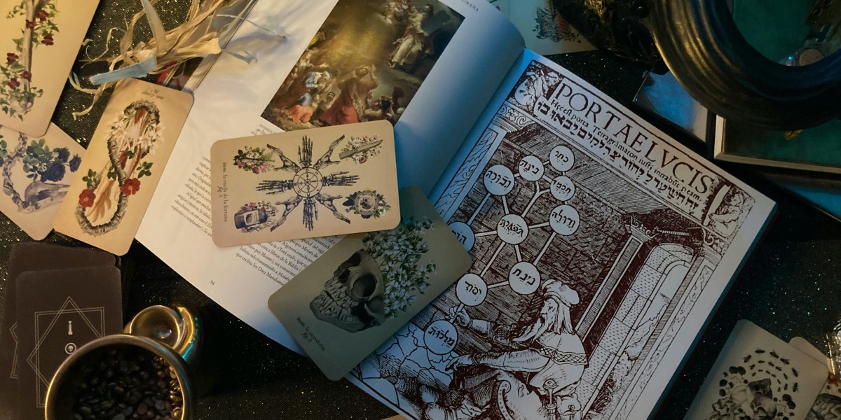 How Can You Create Custom Sorcery TCG Card Print Projects with Printingproxies?