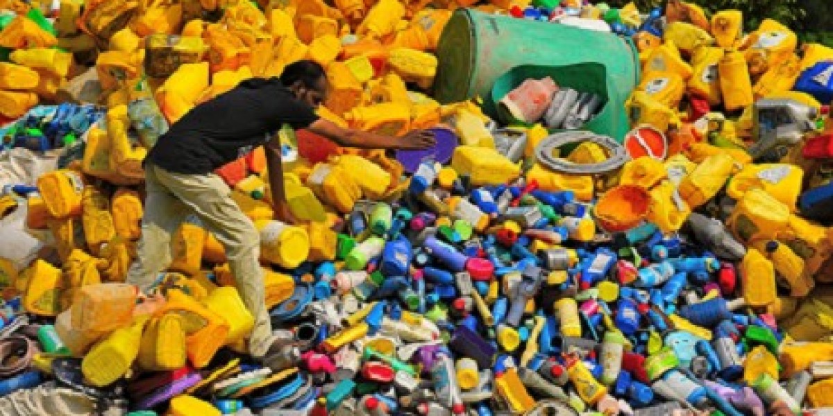 India Waste Plastic Recycling Market Trends, Growth, and Forecast 2025-2033