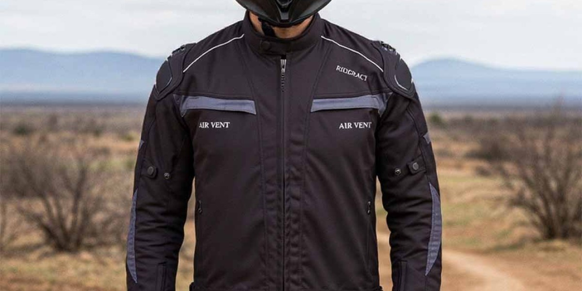 Top 5 Must-Have Features in a Summer Motorcycle Jacket