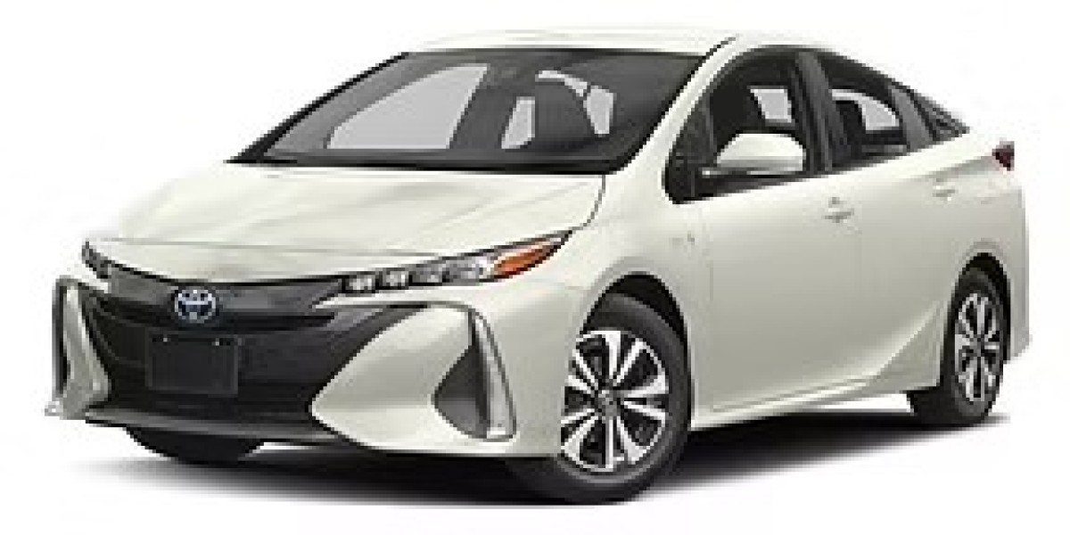 Reliable PCO car rental in Ealing with Yasin cars