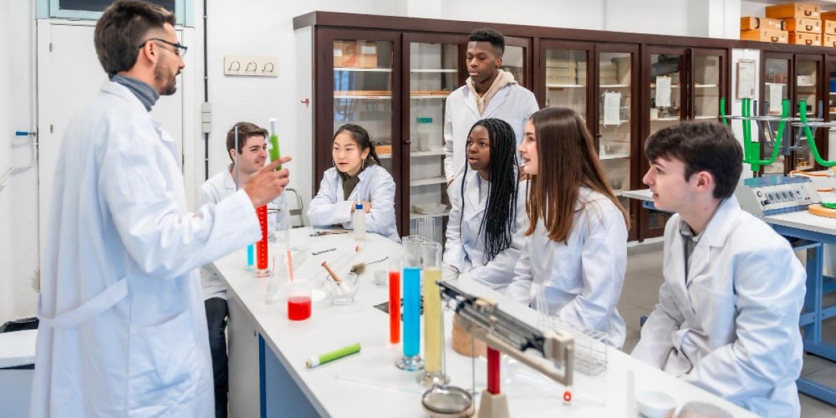 How to Prepare for Pharmacy Entrance Exams?
