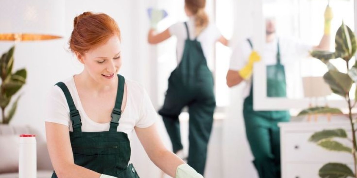 UrbanMop offers the reliable maid service Dubai for Villas, Offices & Homes